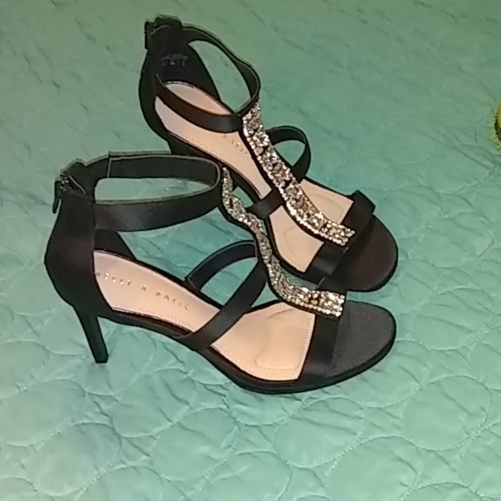 Brand New Women's Size 7.5 Kellie and Kate Heels